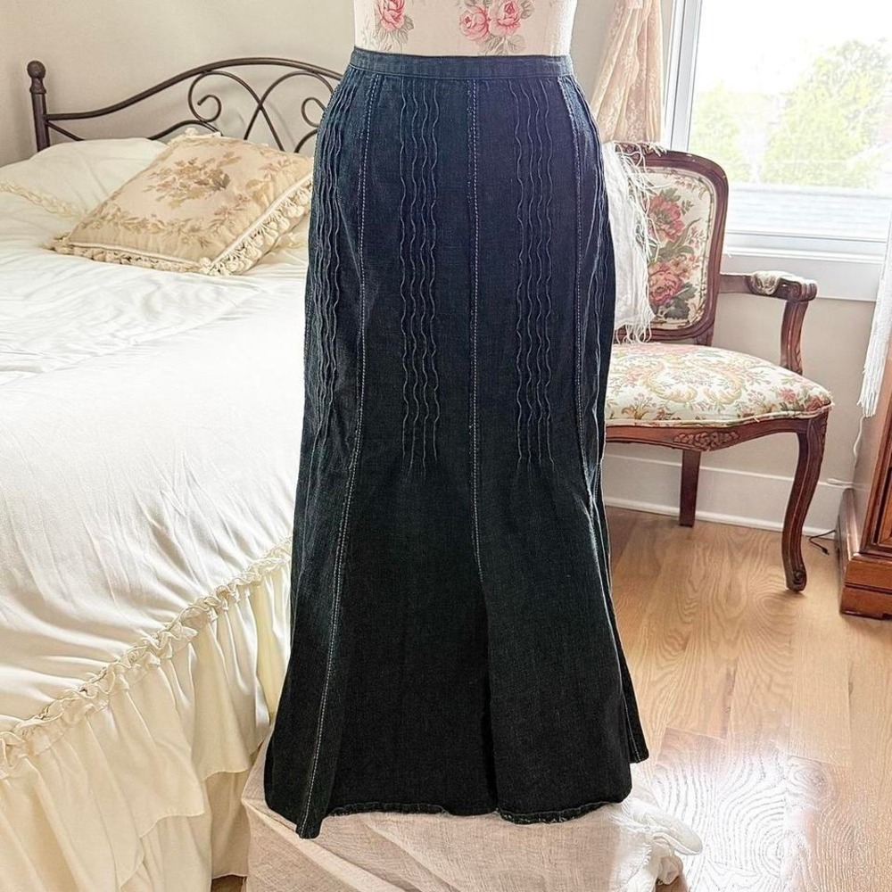 Jean maxi skirt  Y2K Vex dark wash denim skirt size‎ 27" waist